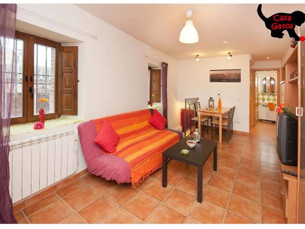 Casa Gatos Apartment Толедо Екстериор снимка